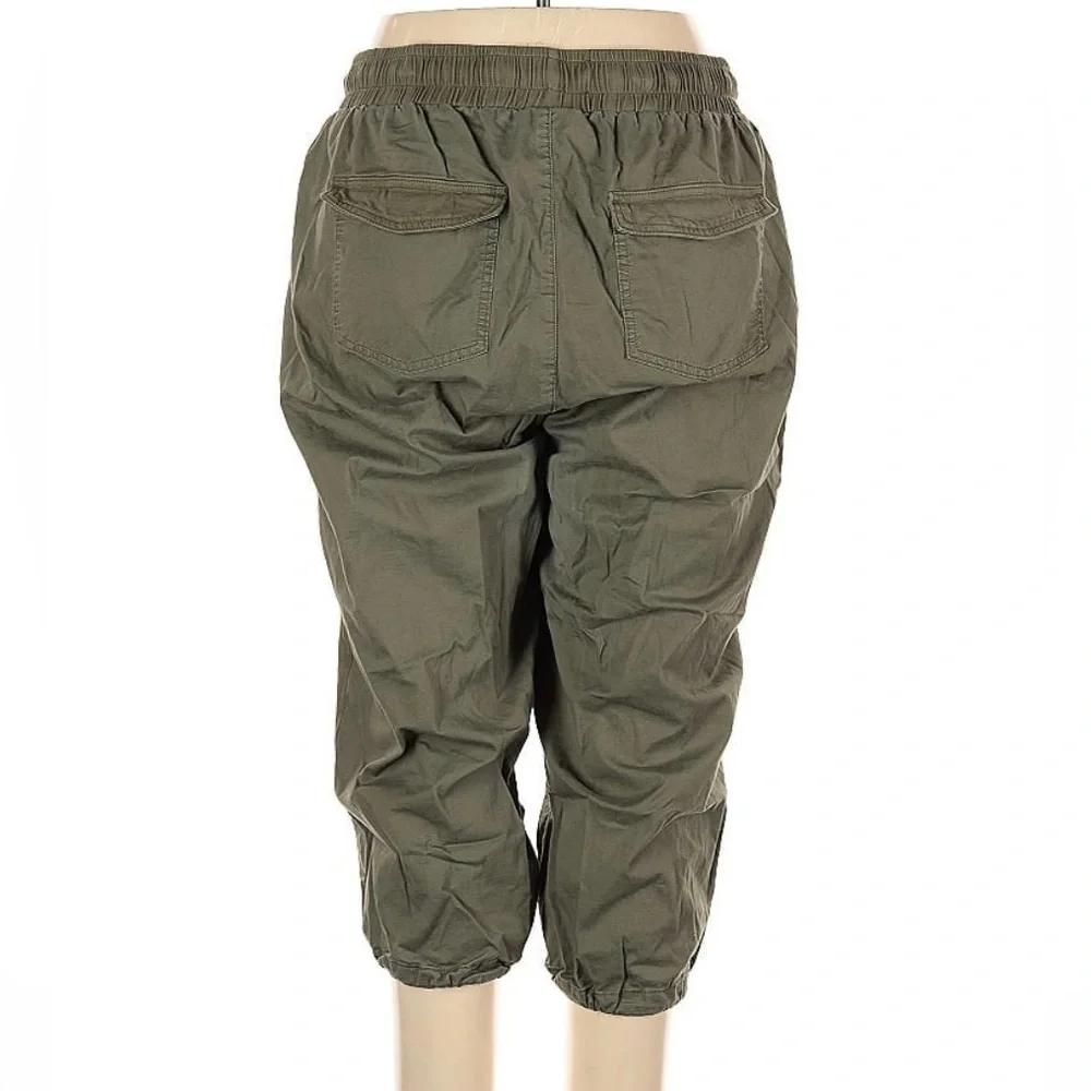 Lane Bryant Olive Cropped Cargo Jogger Pants, Size 18/20 - Picture 2 of 6